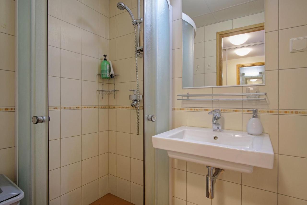 Studio Apartment In Quiet Heart Of Everything 탈린 외부 사진